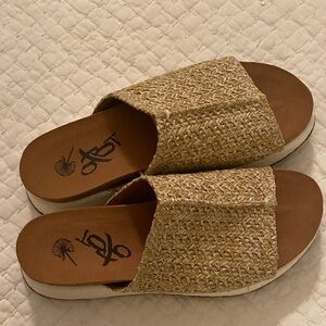 OTBT Beige Woven Slip-On Mules